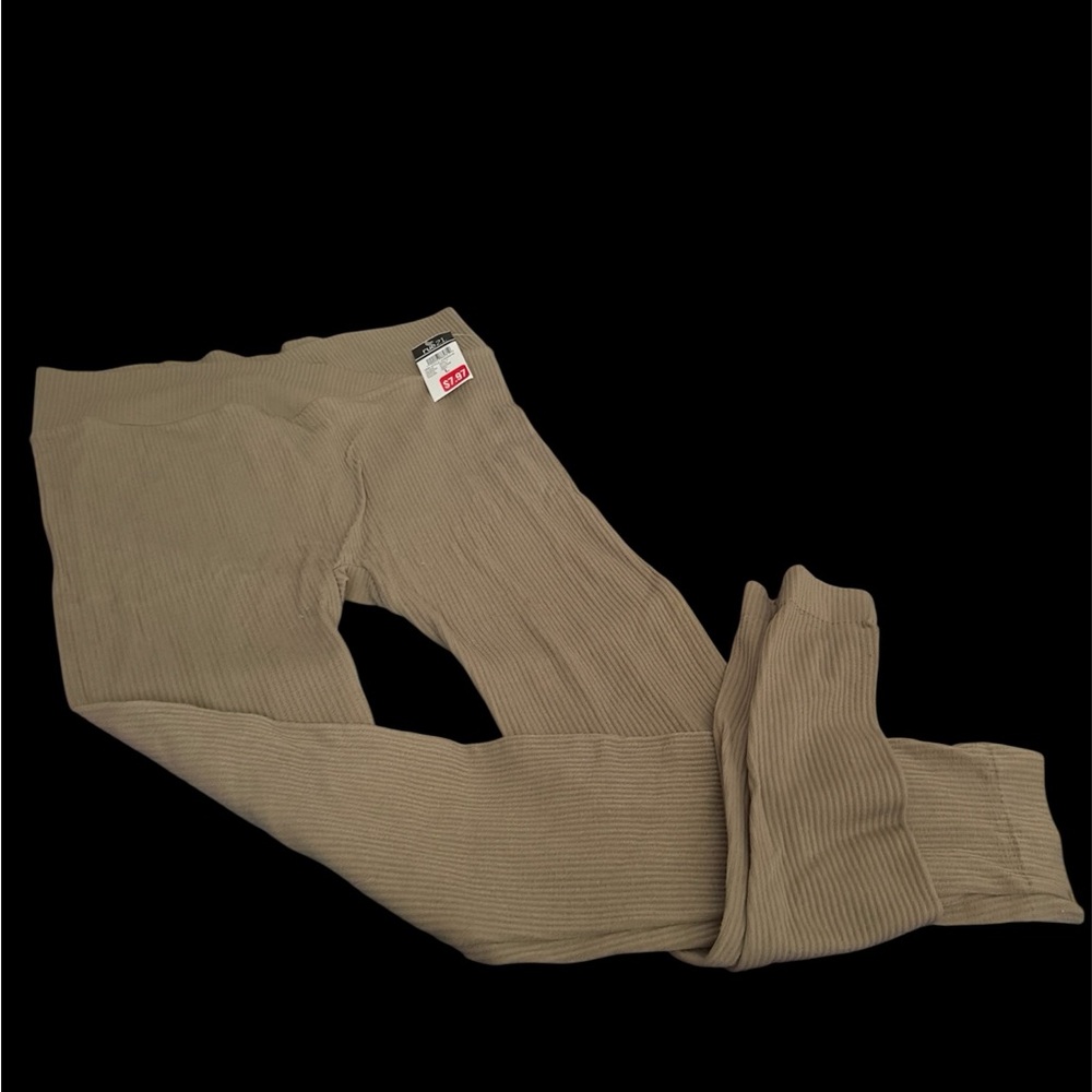 Rue21 Beige Ribbed Leggings